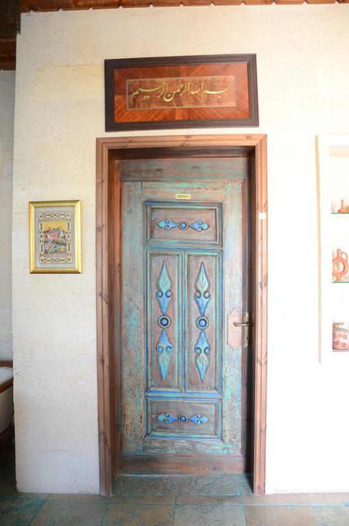 Blue Valley Cave Hotel أوروغوبْ المظهر الخارجي الصورة