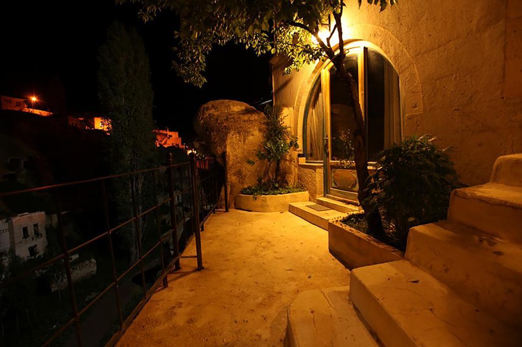 Blue Valley Cave Hotel أوروغوبْ المظهر الخارجي الصورة