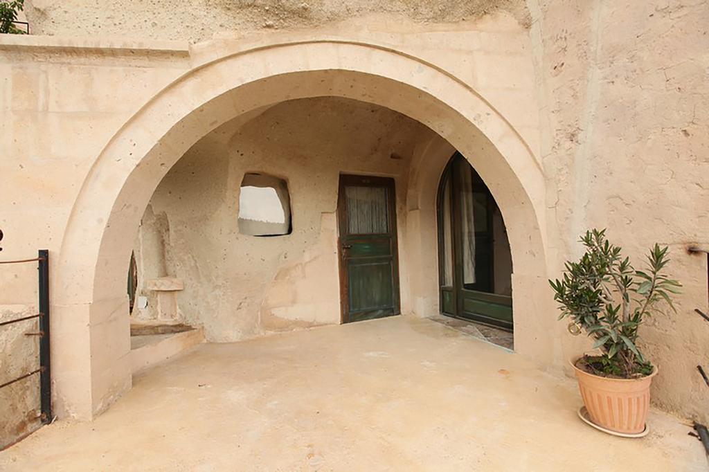 Blue Valley Cave Hotel أوروغوبْ المظهر الخارجي الصورة