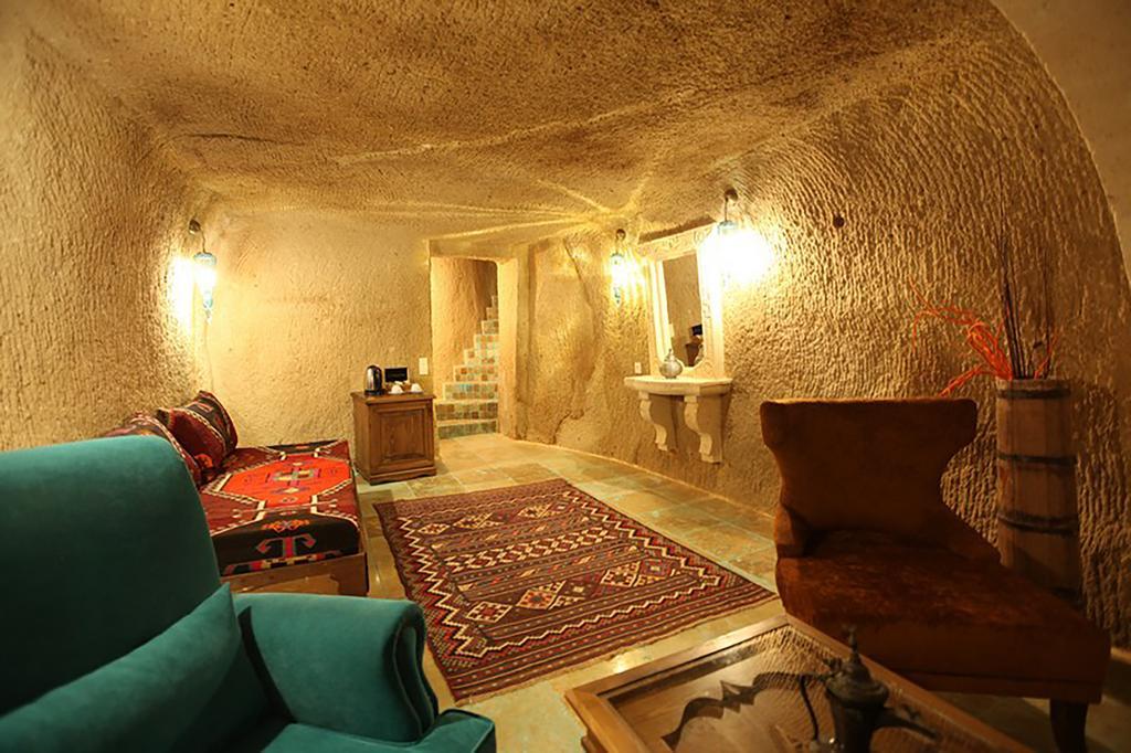 Blue Valley Cave Hotel أوروغوبْ المظهر الخارجي الصورة