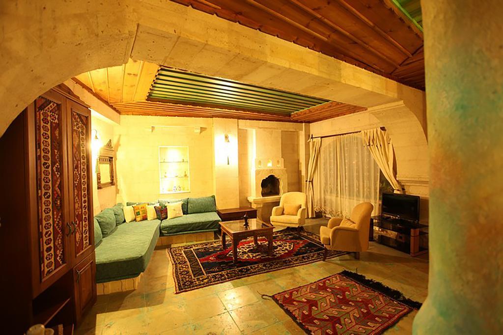 Blue Valley Cave Hotel أوروغوبْ المظهر الخارجي الصورة
