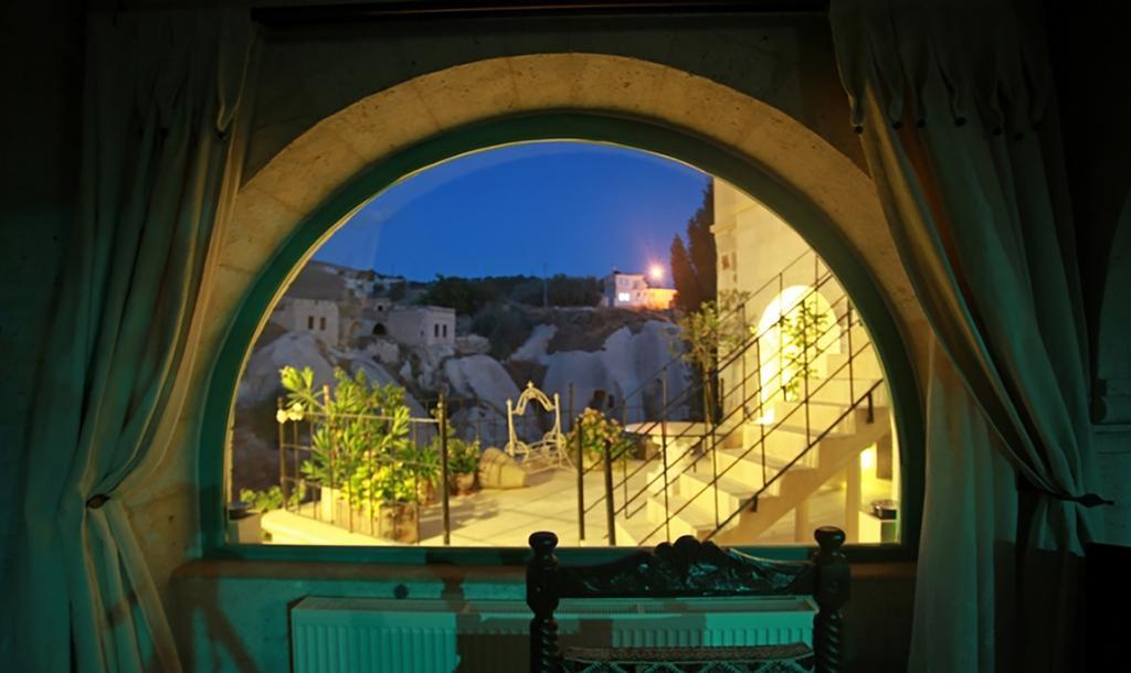 Blue Valley Cave Hotel أوروغوبْ المظهر الخارجي الصورة