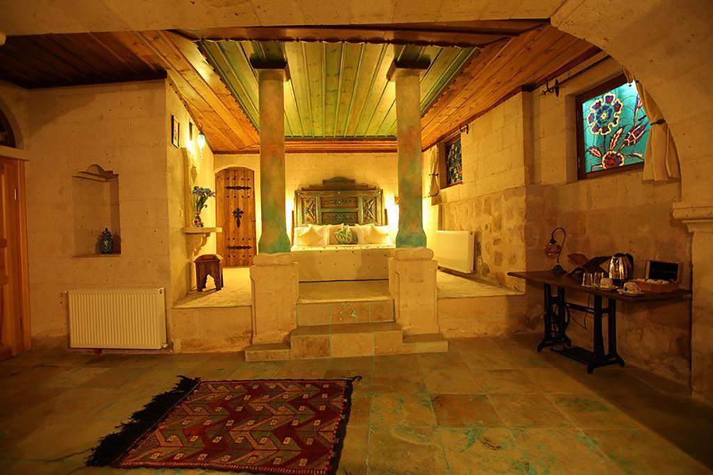 Blue Valley Cave Hotel أوروغوبْ المظهر الخارجي الصورة