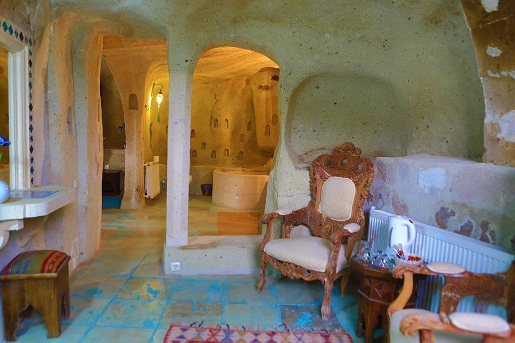Blue Valley Cave Hotel أوروغوبْ المظهر الخارجي الصورة