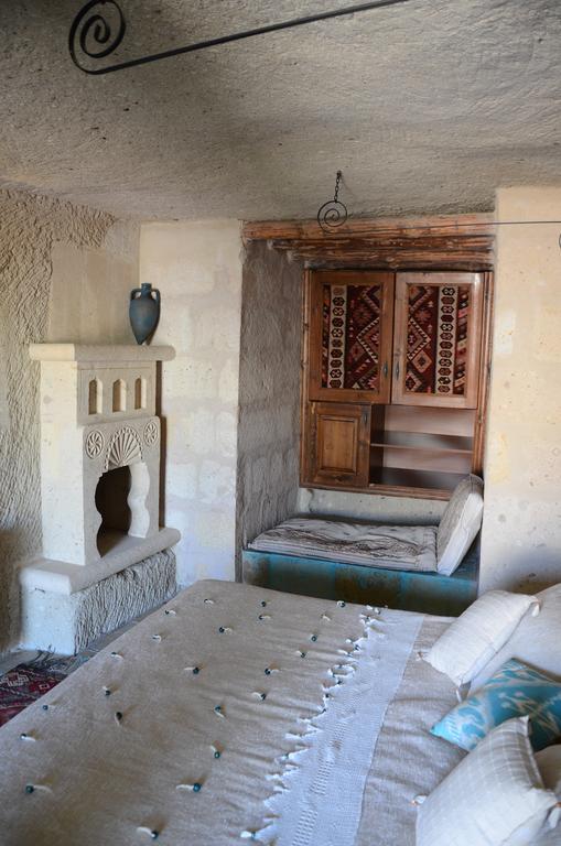 Blue Valley Cave Hotel أوروغوبْ المظهر الخارجي الصورة