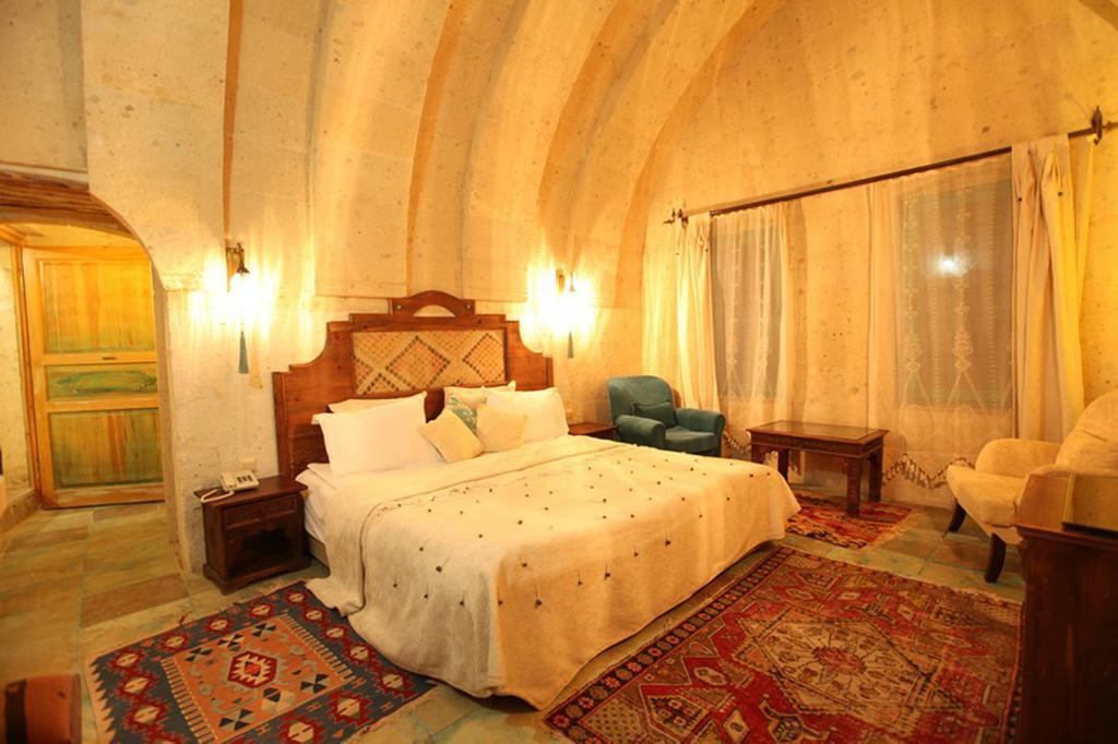 Blue Valley Cave Hotel أوروغوبْ المظهر الخارجي الصورة