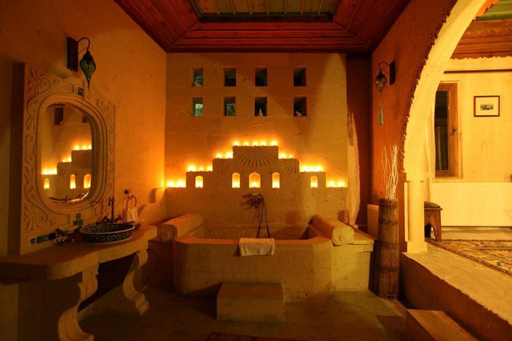 Blue Valley Cave Hotel أوروغوبْ المظهر الخارجي الصورة
