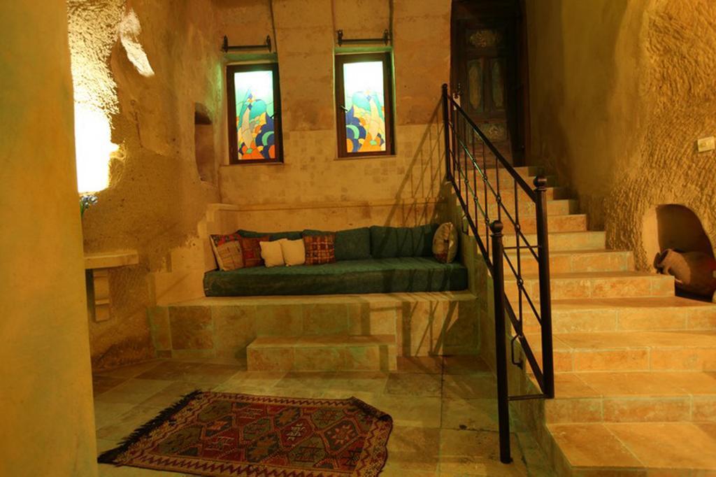 Blue Valley Cave Hotel أوروغوبْ الغرفة الصورة
